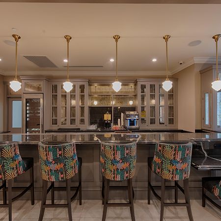 Voco St James Hotel By Ihg Ню Орлиънс Екстериор снимка