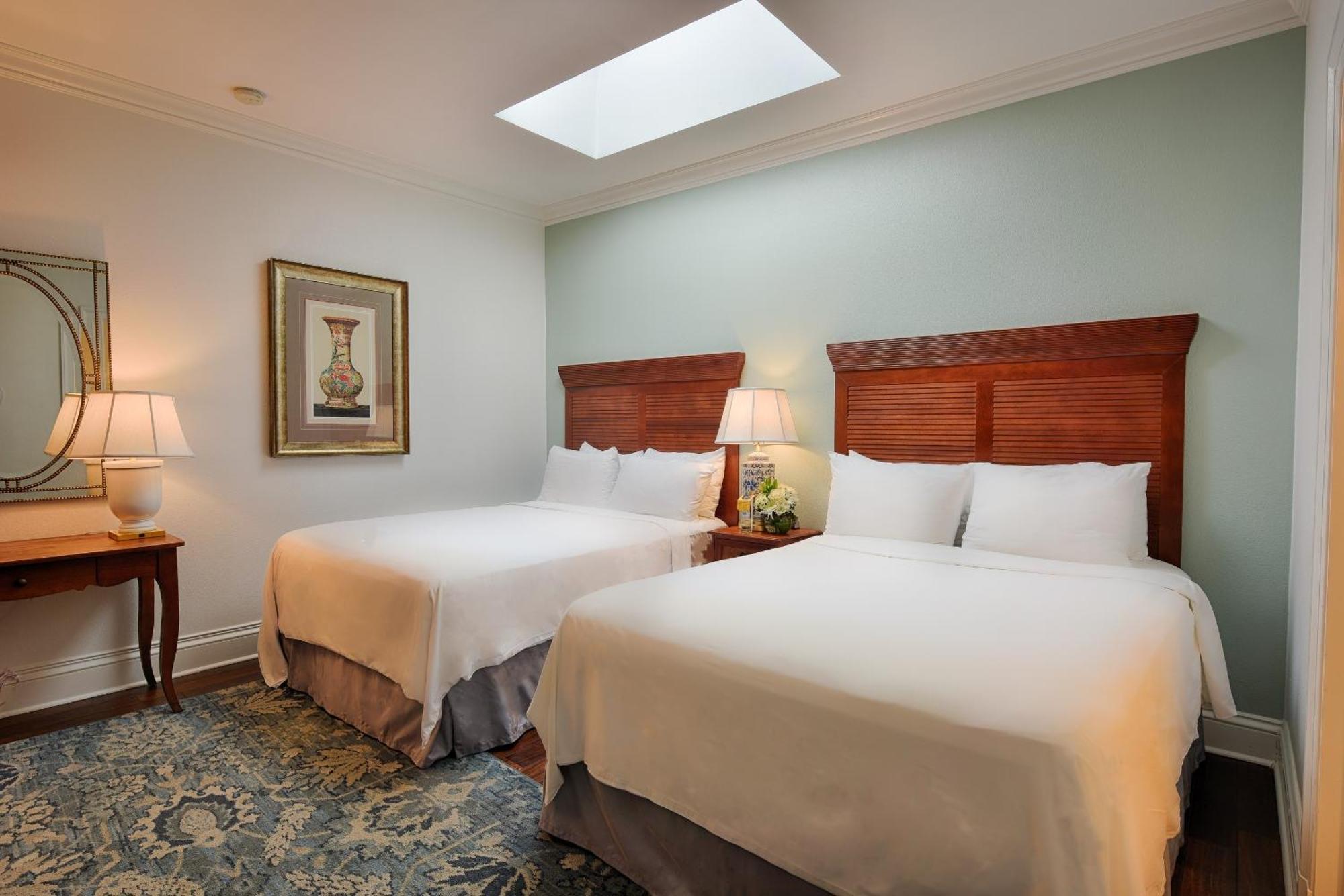 Voco St James Hotel By Ihg Ню Орлиънс Екстериор снимка